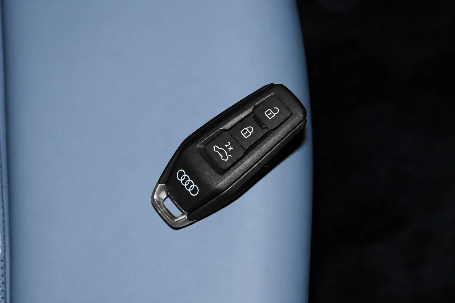 Audi A6L e-tron - Image 5