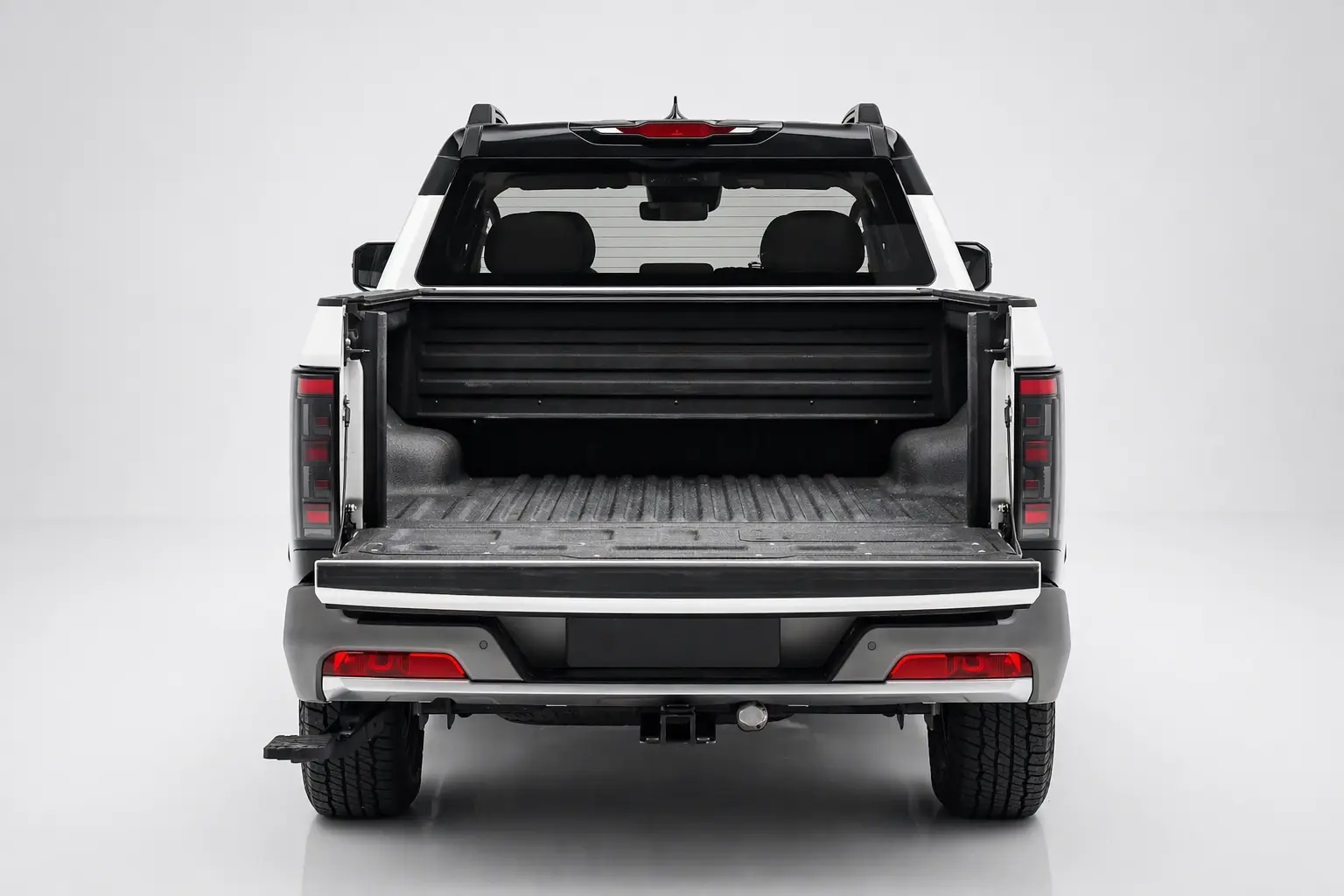 Nissan Frontier Pro PHEV - Image 9