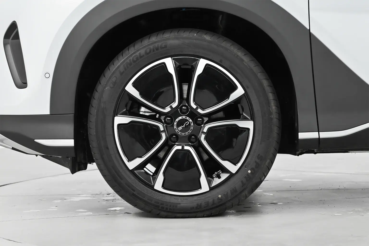 BYD Sealion 05 - Image 8