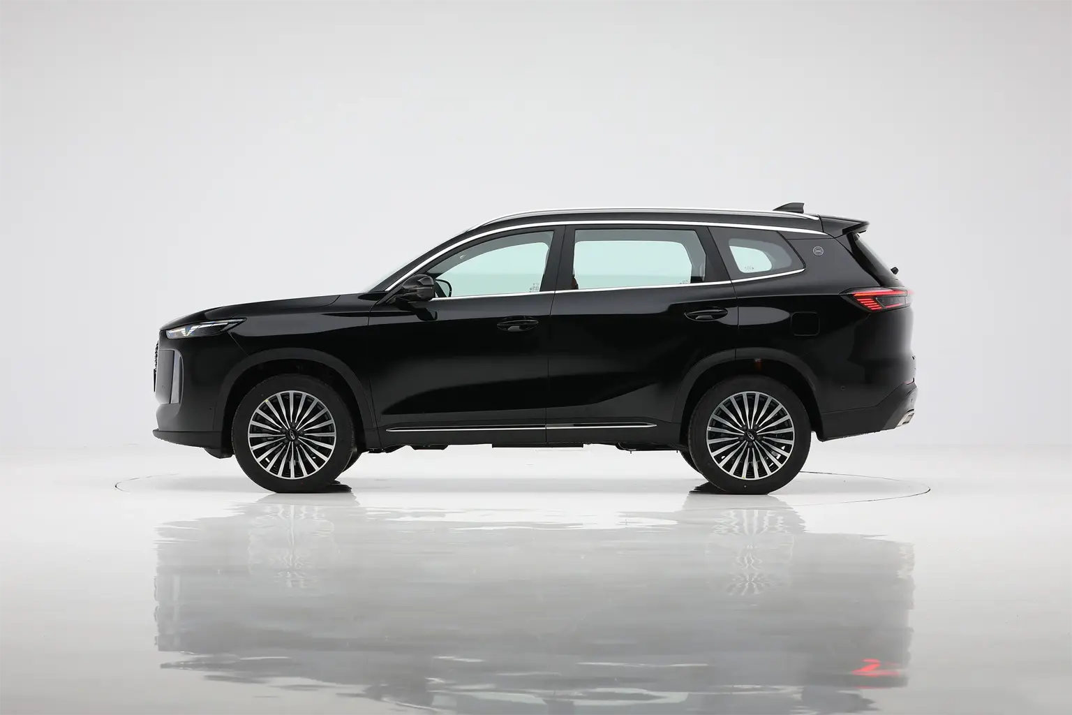 Chery Tiggo 8 Plus - Image 4
