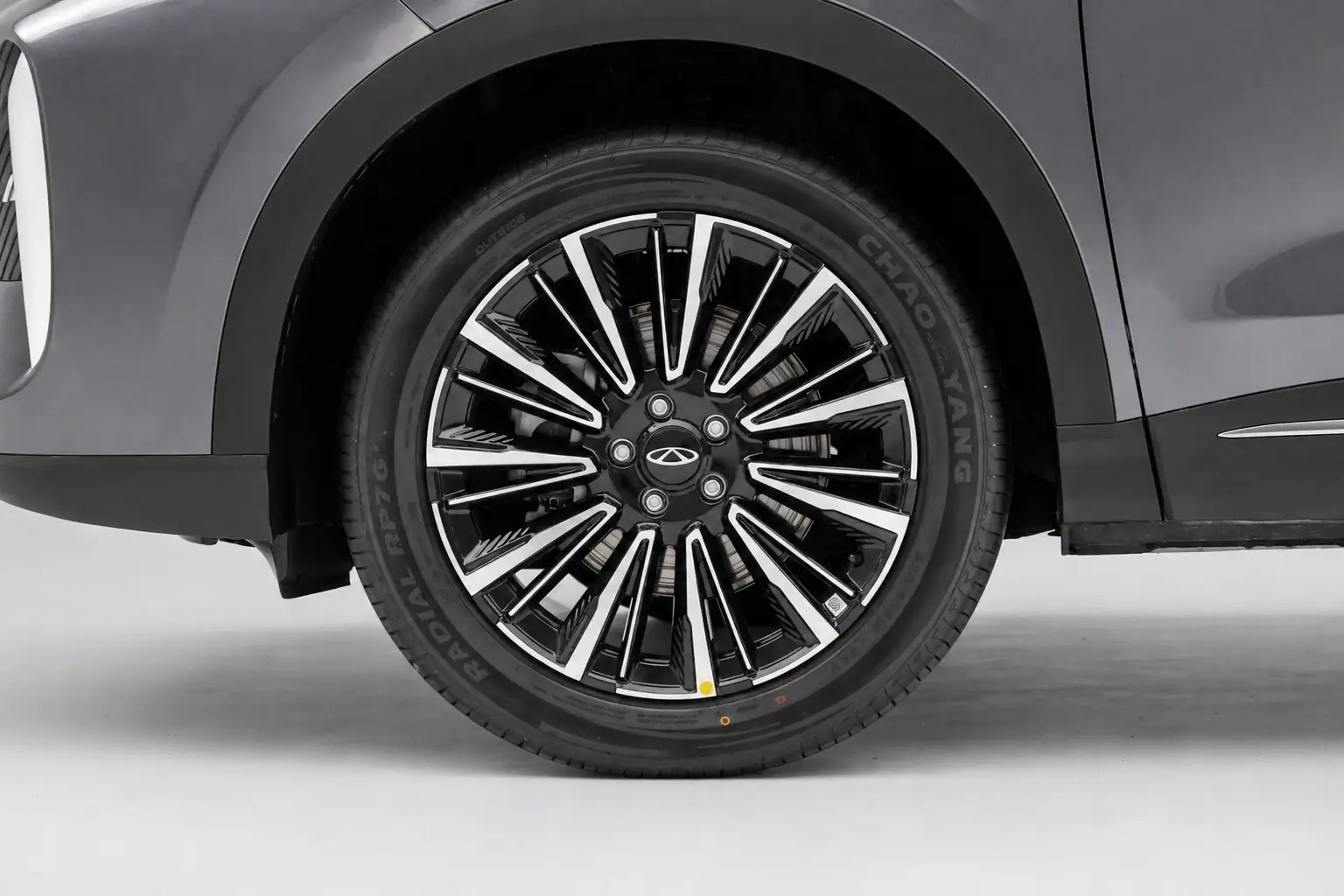 Chery Tiggo 8 - Image 8