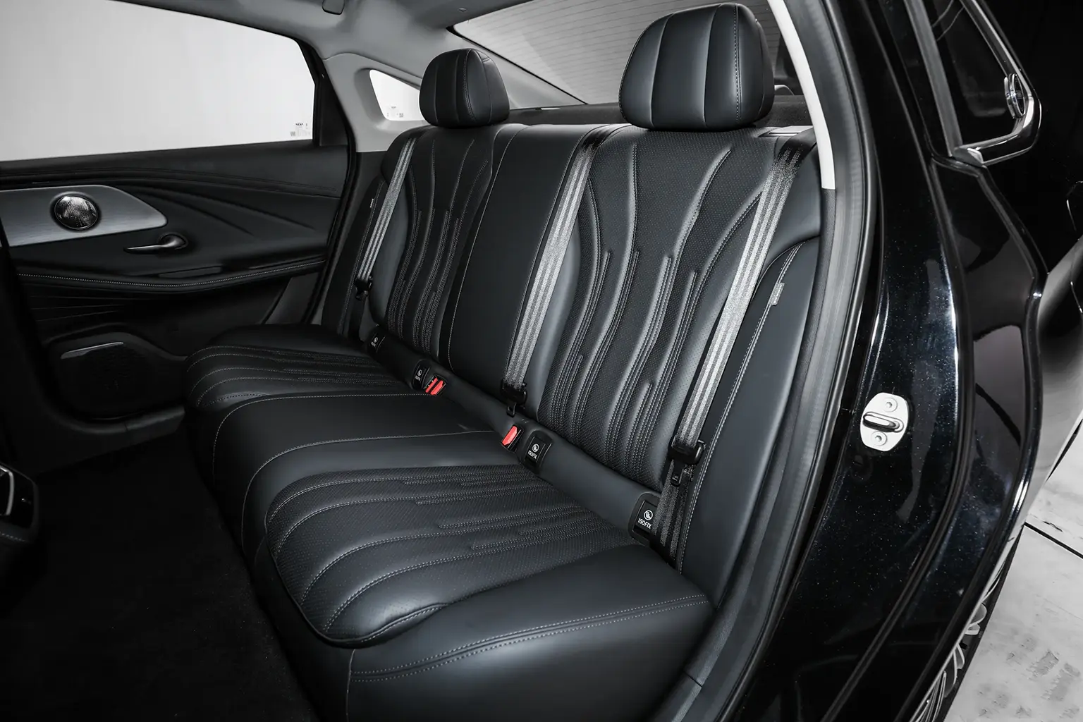 Chery Fulwin A8 - Image 7