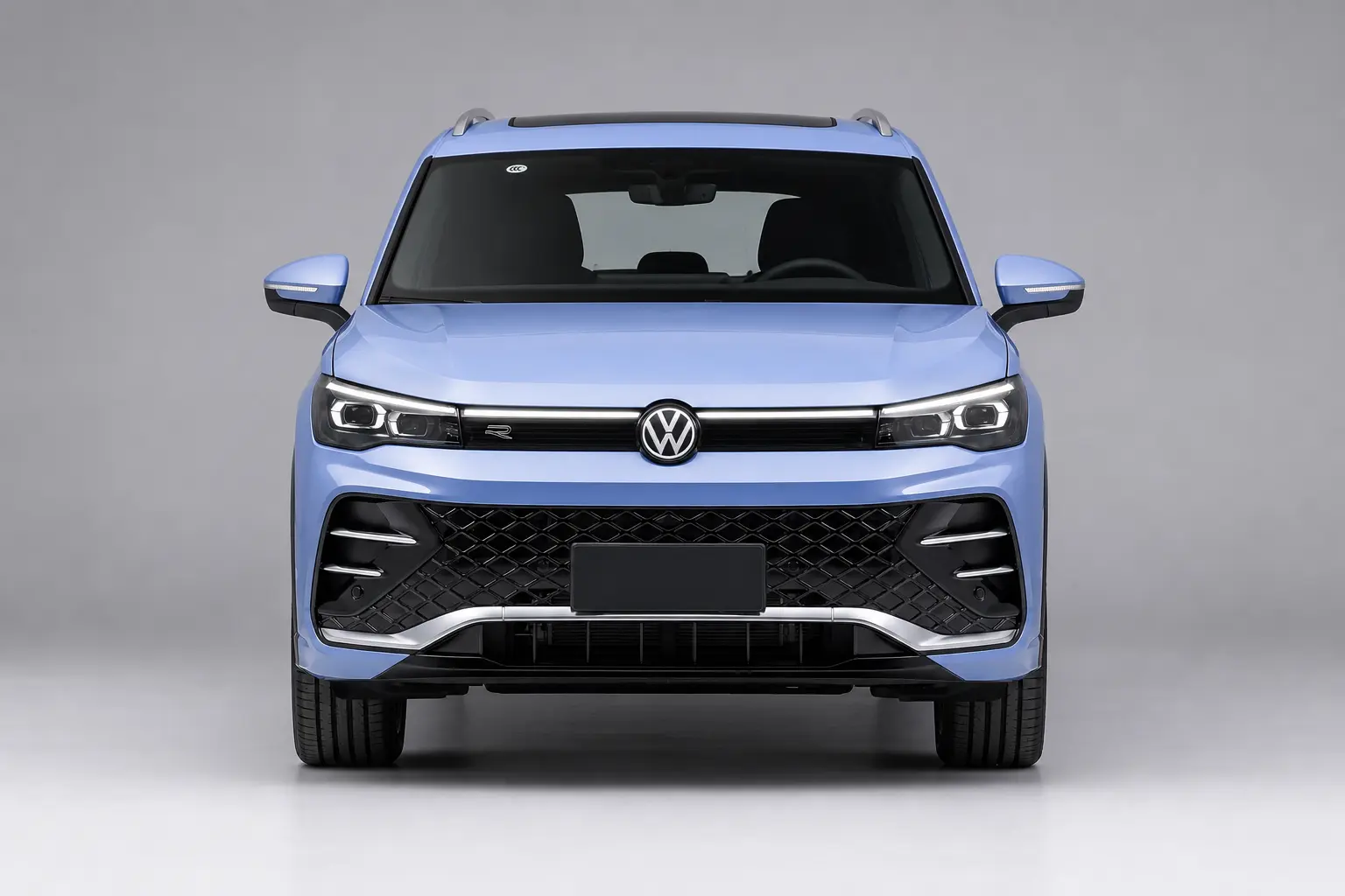 Volkswagen Tiguan L Pro - Image 2