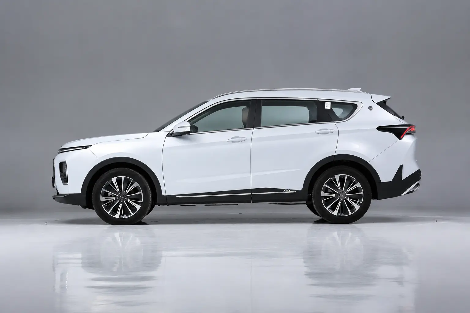 Jetour X70 Plus - Image 4
