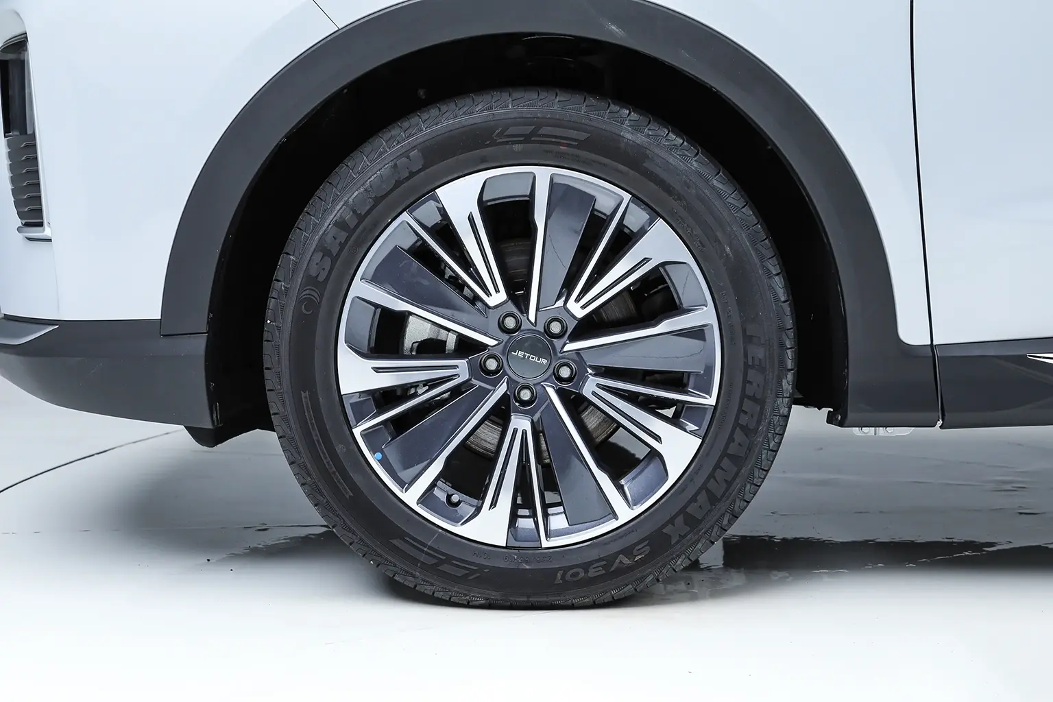 Jetour X70 Plus - Image 8