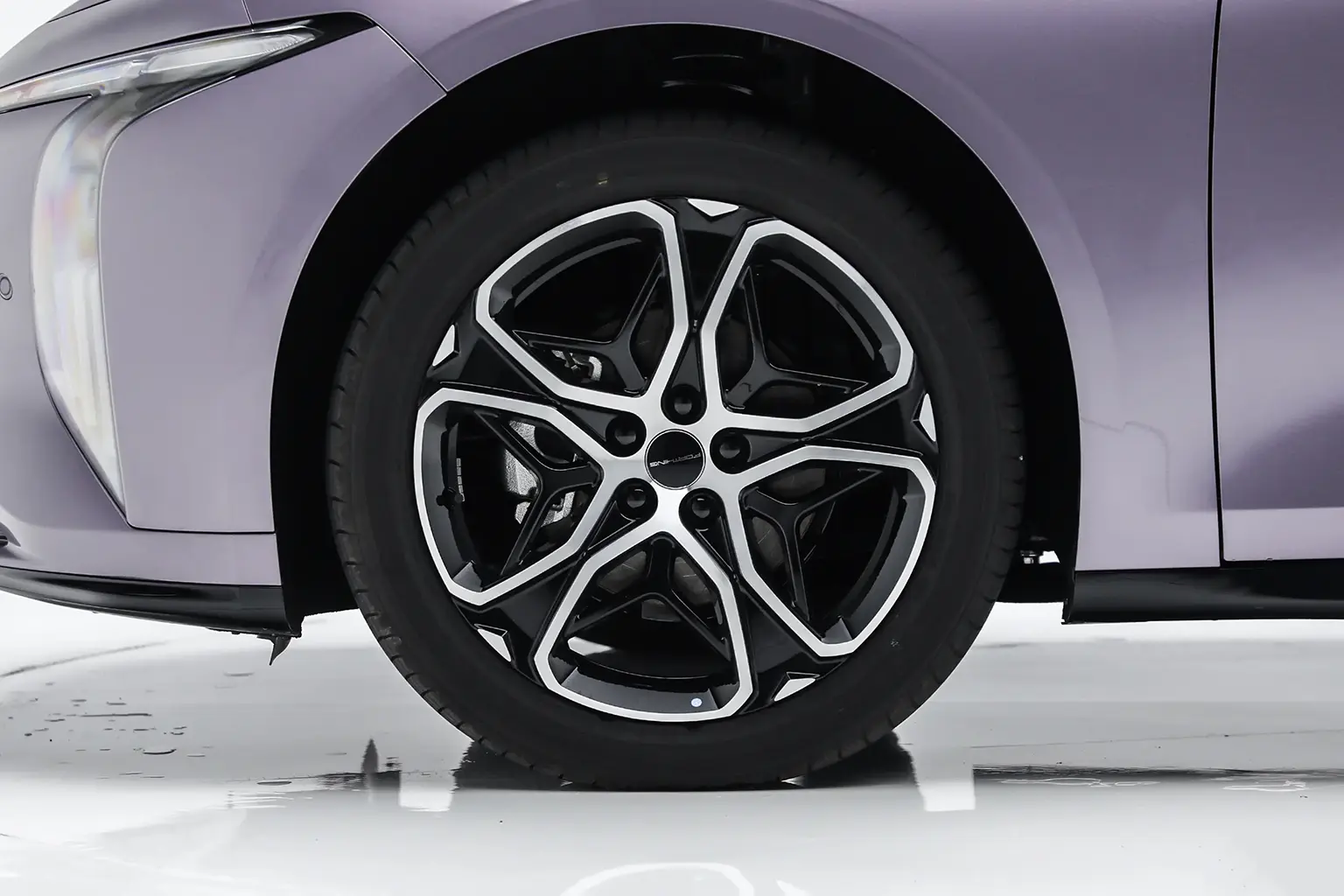 Forthing S7 - Image 8