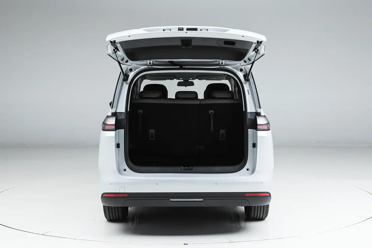 Wuling Starlight 730 EV - Image 9
